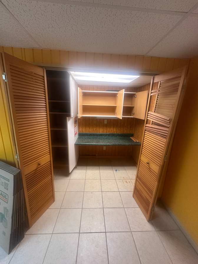 Sadrac's room