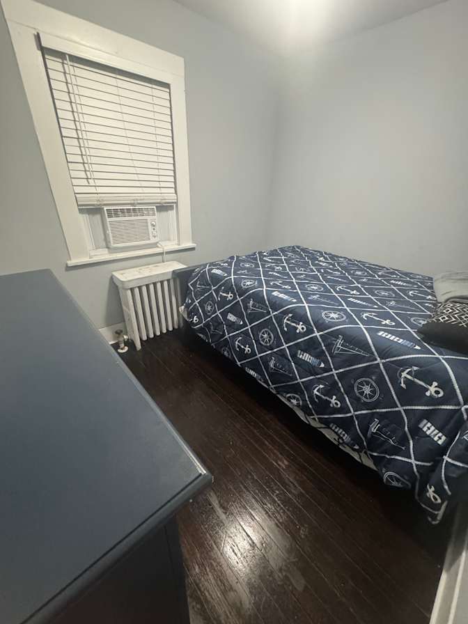 carmen's room