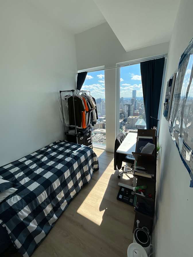 Oury's room