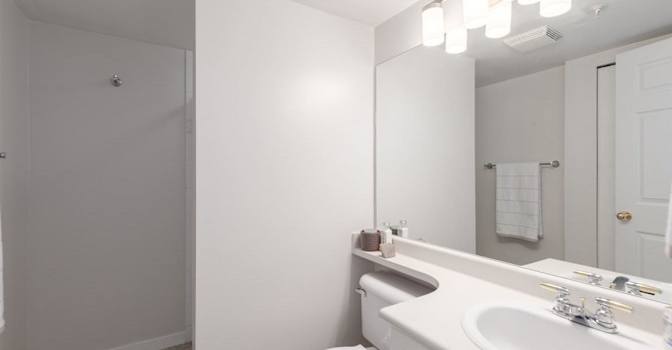 Pemberton Avenue - Photo 3