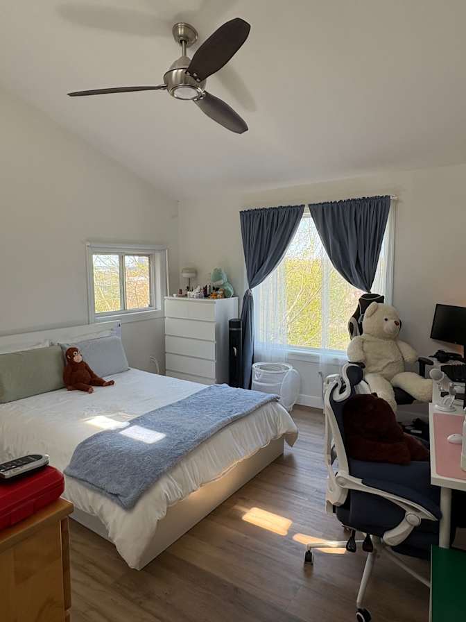 Samir's room