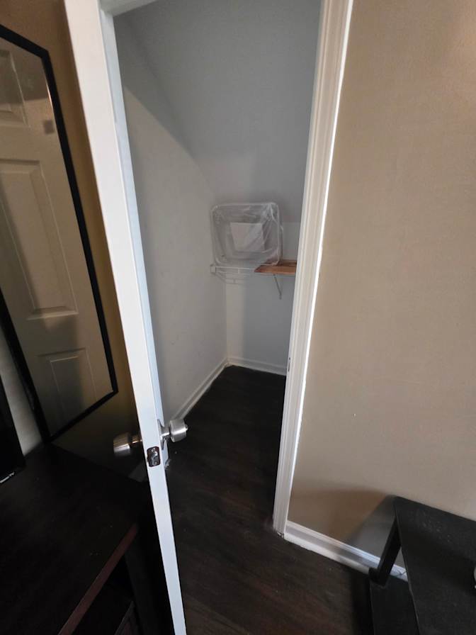 CL&C Property Management and Consulting's room