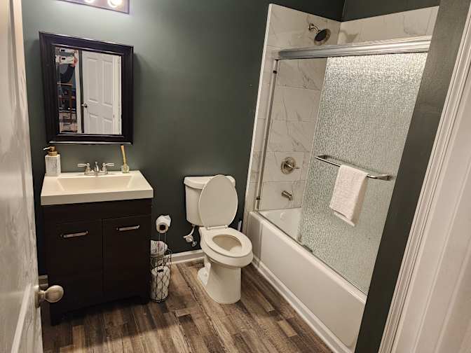 CL&C Property Management and Consulting's room