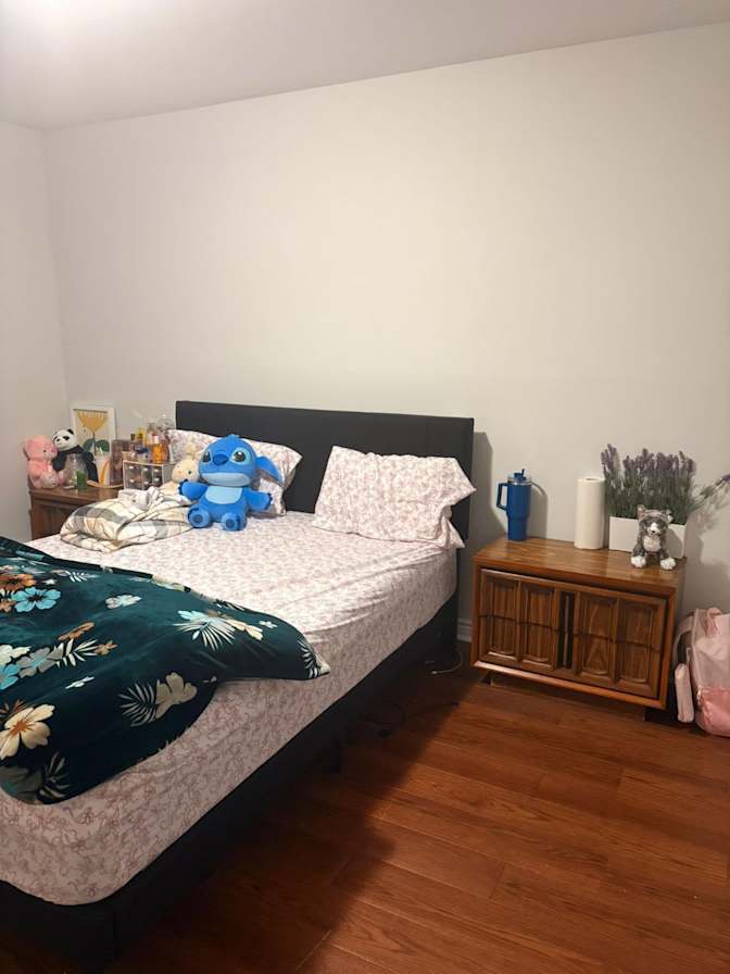 Prabhjot Kaur Dhaliwal's room