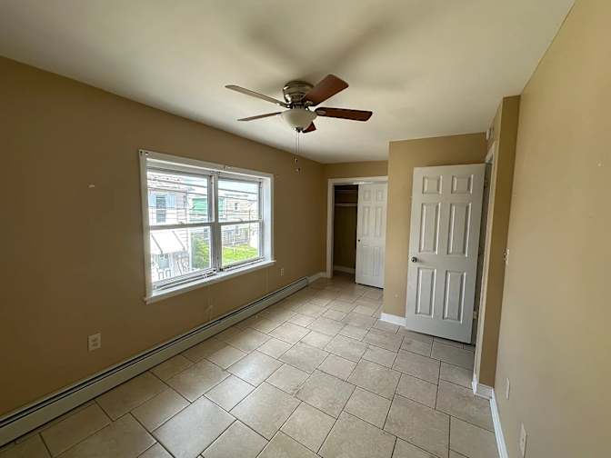 Thuy G. Parish's room