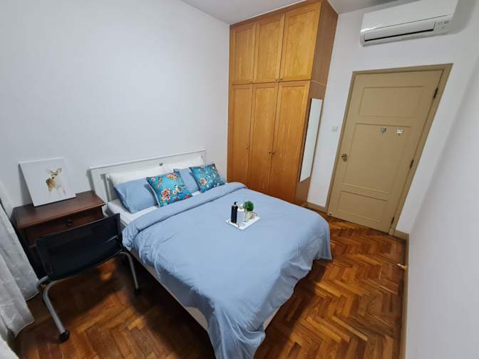Hello propdesk's room