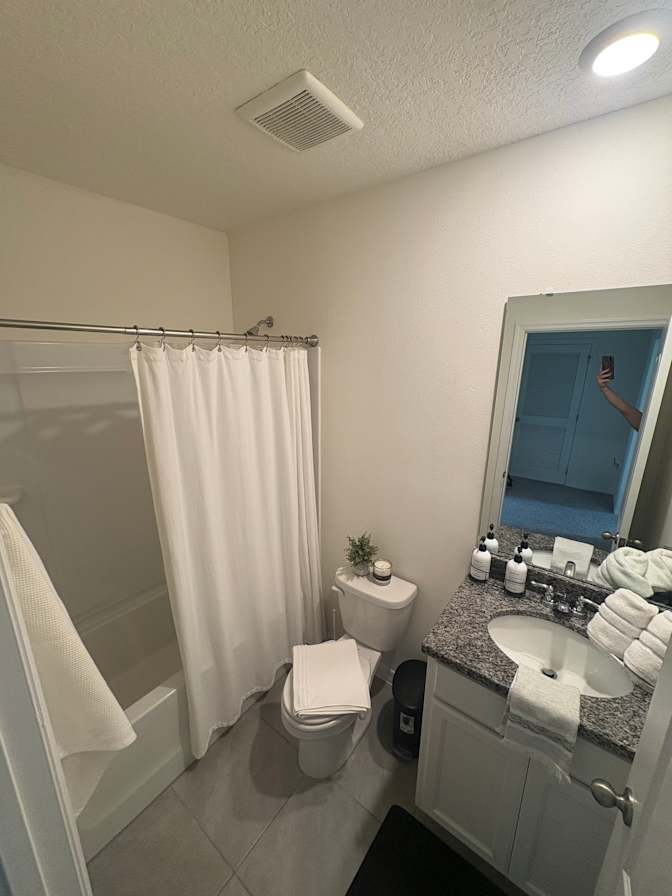 Jairette Galindo's room