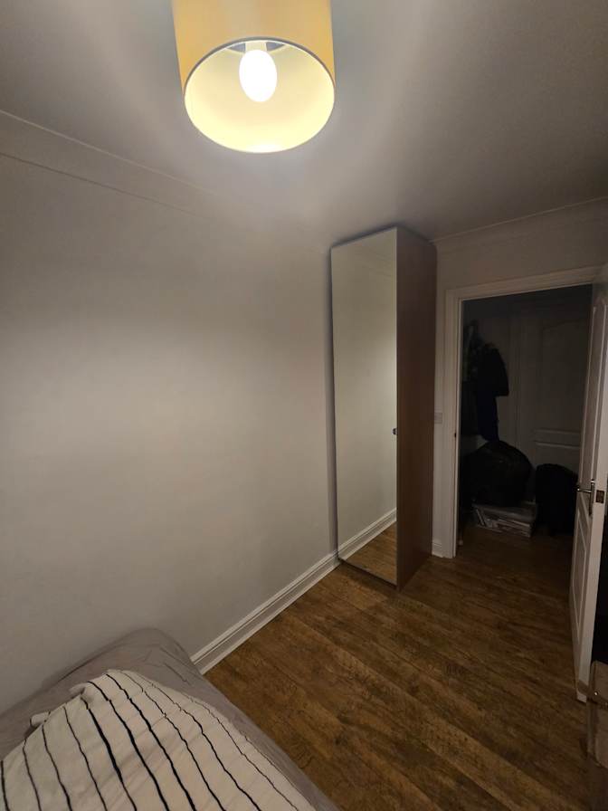 Ali's room