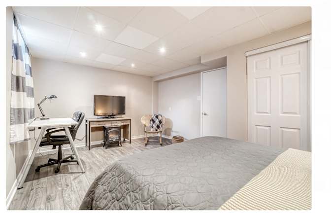 ouleiyah's room