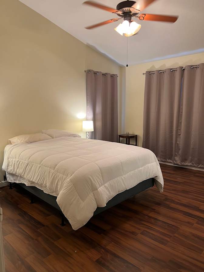Tom's room