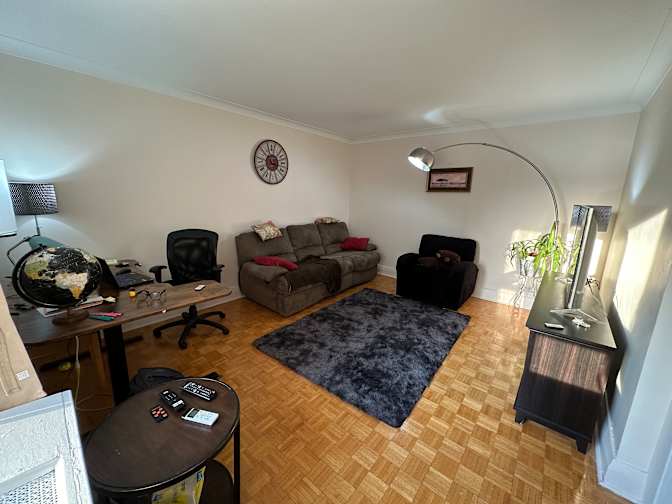 Naresh's room