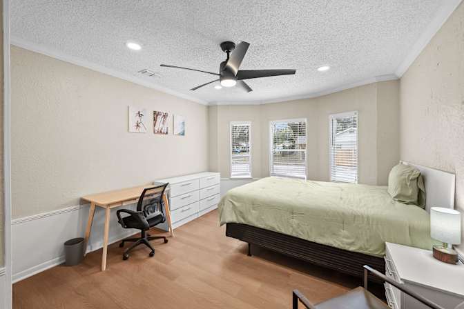 PadSplit's room