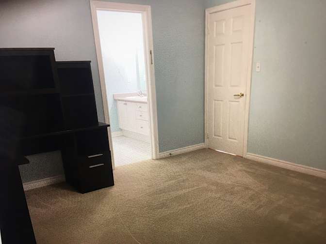 Oscar's room