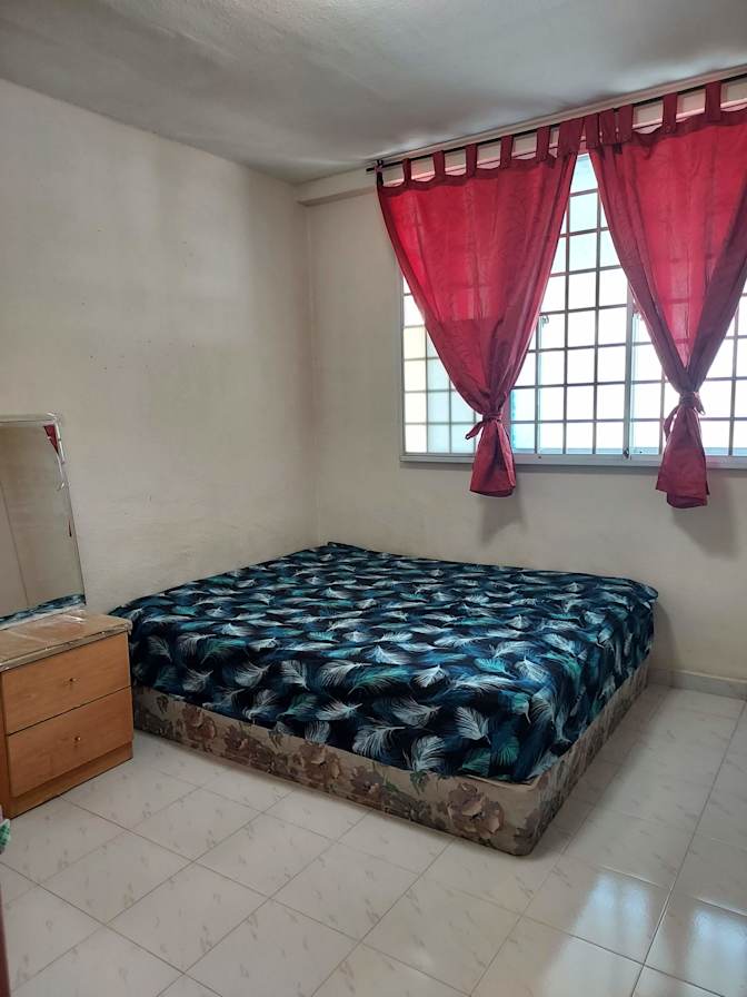 Serena's room