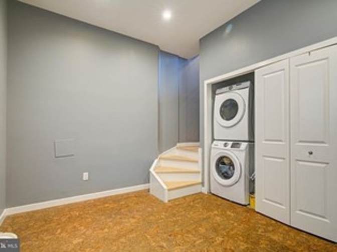Lisa's room