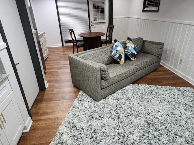 CL&C Property Management and Consulting's room