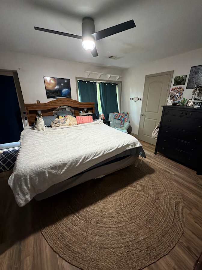 Bella Caricari's room