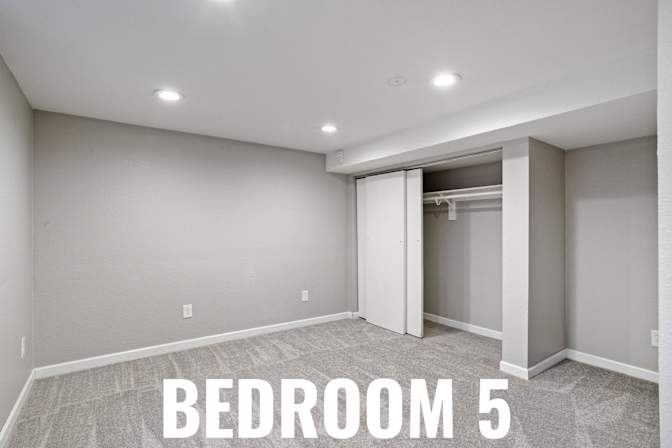 HomeCrew's room