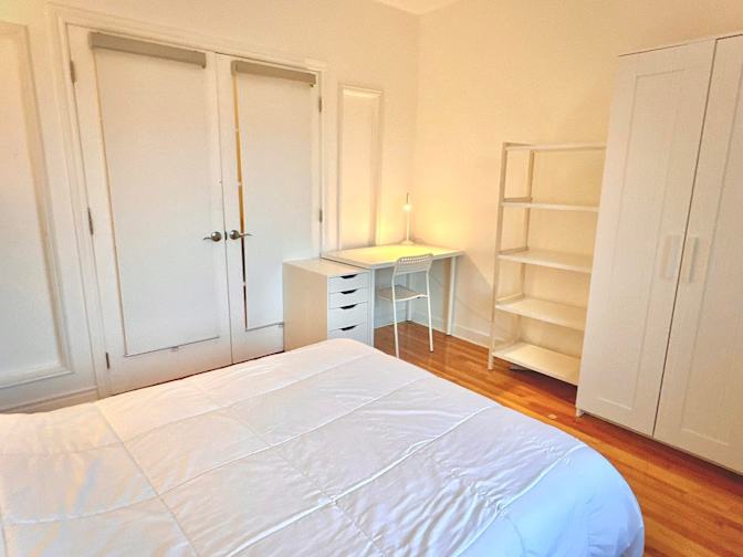 Iris Tori's room
