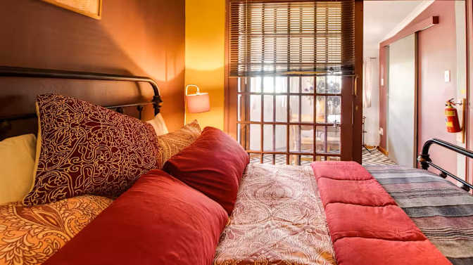 Lisa's room