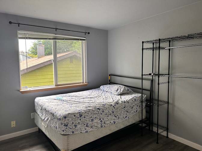 Tam's room