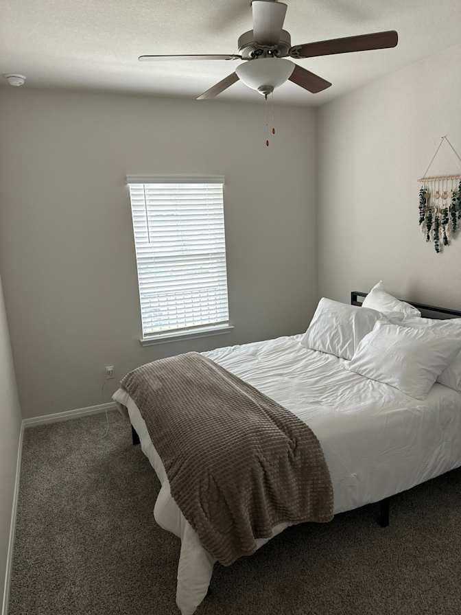 Annette's room