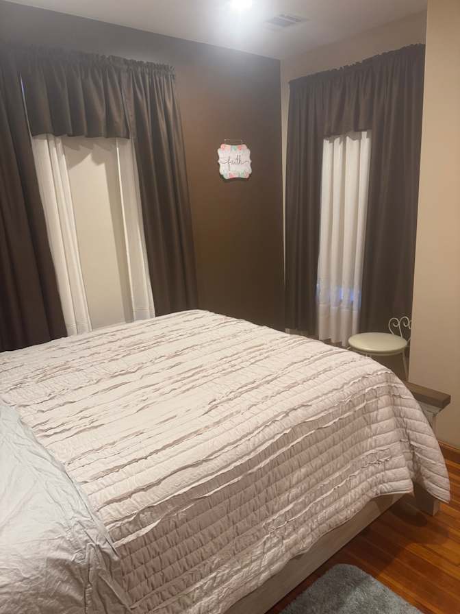 Rossi's room