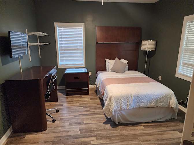 CL&C Property Management and Consulting's room