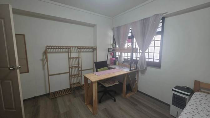 Michael CK and Wie's room