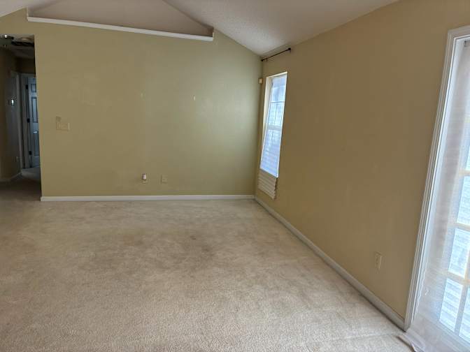 Alcove Rooms's room