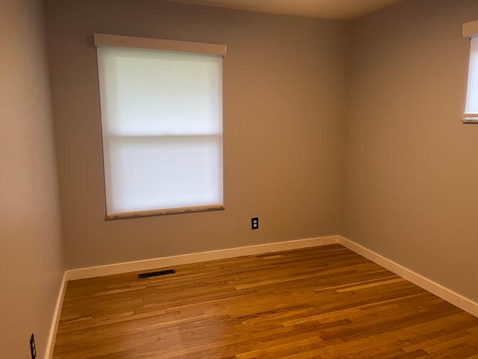 E's room