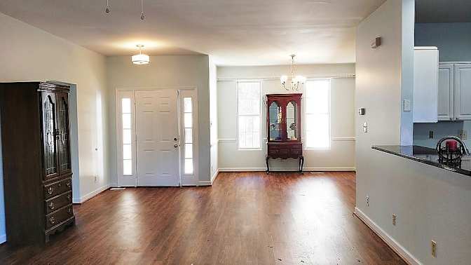 Alcove Rooms's room