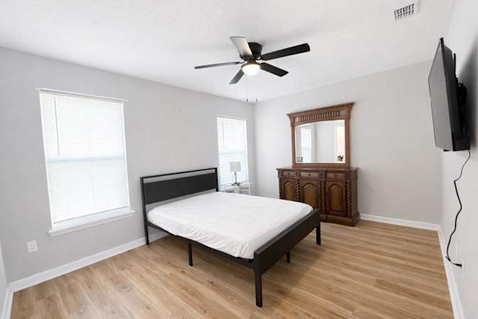 PadSplit's room