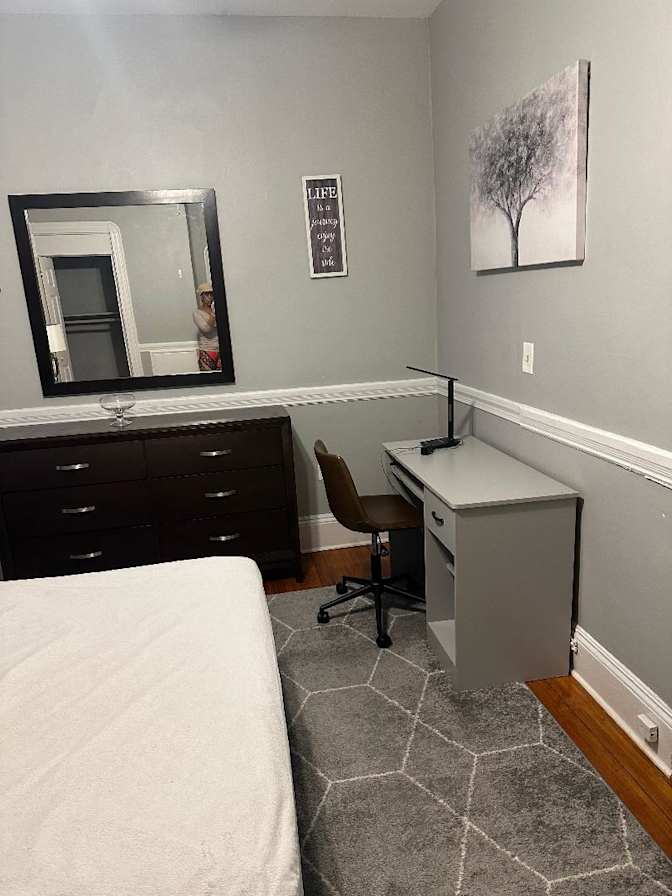 Gail's room