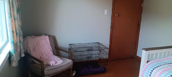 CHRISTELLE's room