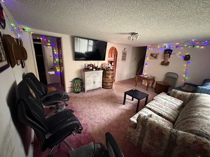 Mina's room