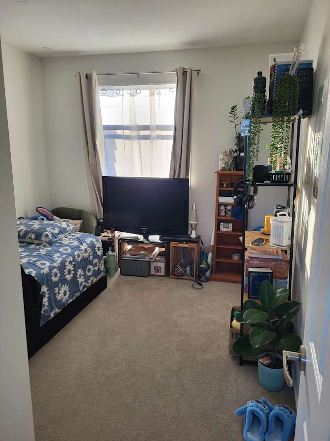 Candi's room