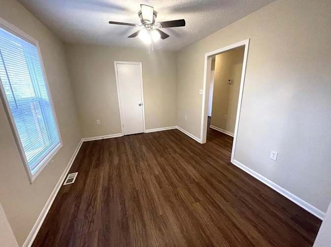 Alicia's room