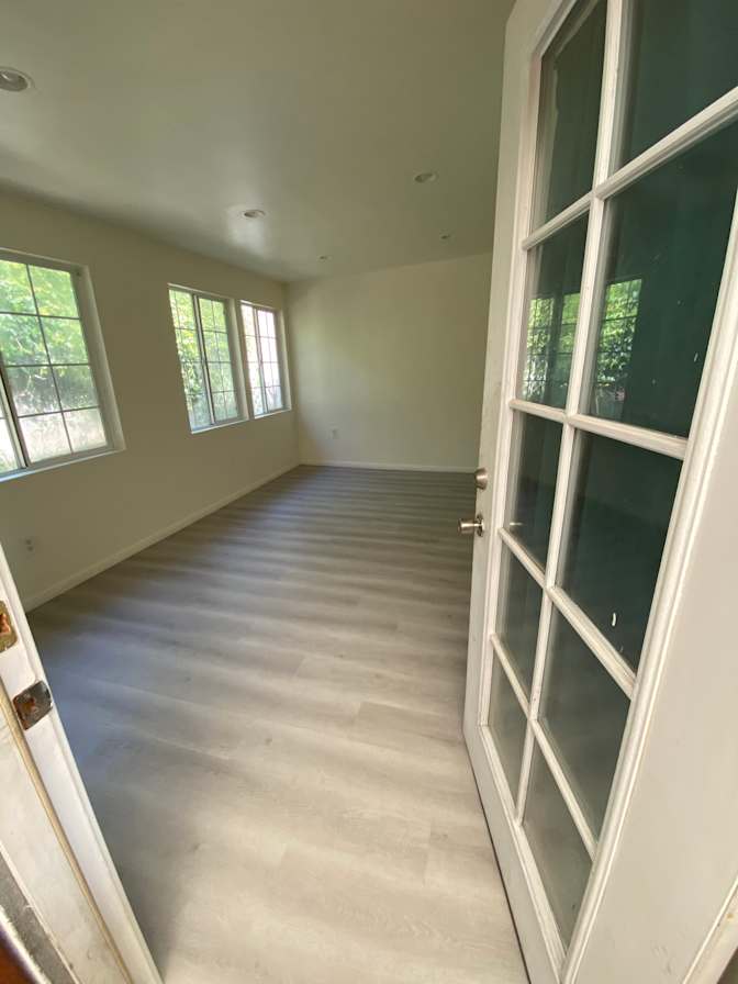 Eljey's room