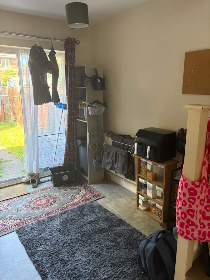 Leanne Officer's room