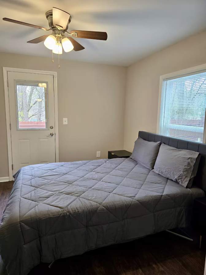 Caroline's room