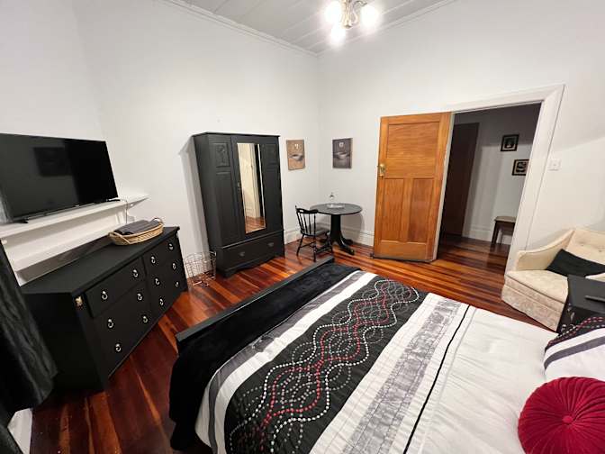 Elmer's room