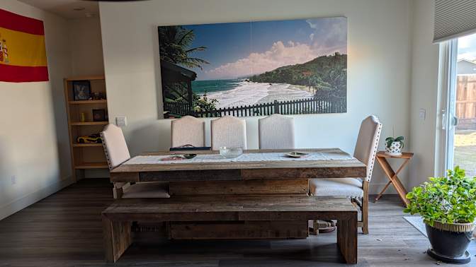 RICHARD A HUMPHREY's room
