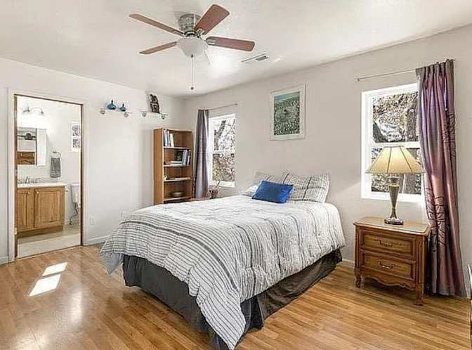 Kevin Daniel's room