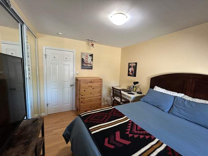 Annie's room
