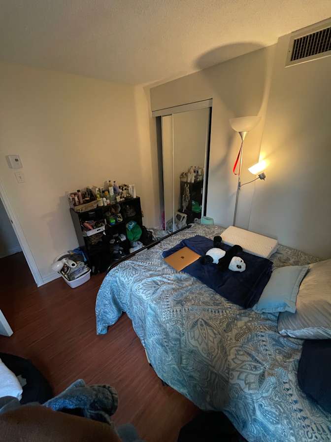 ochi's room