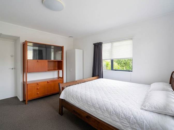 Kang's room