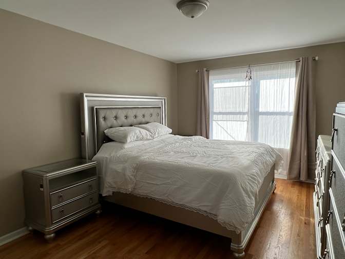 Geno's room