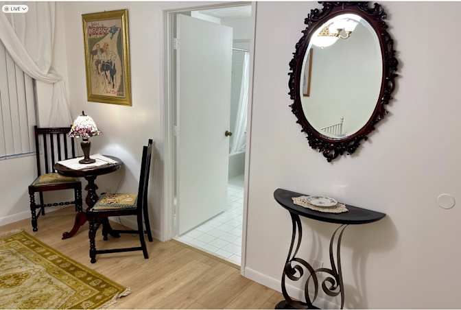 Gladys Pinzas's room