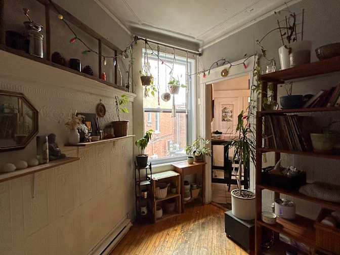 Elliot's room